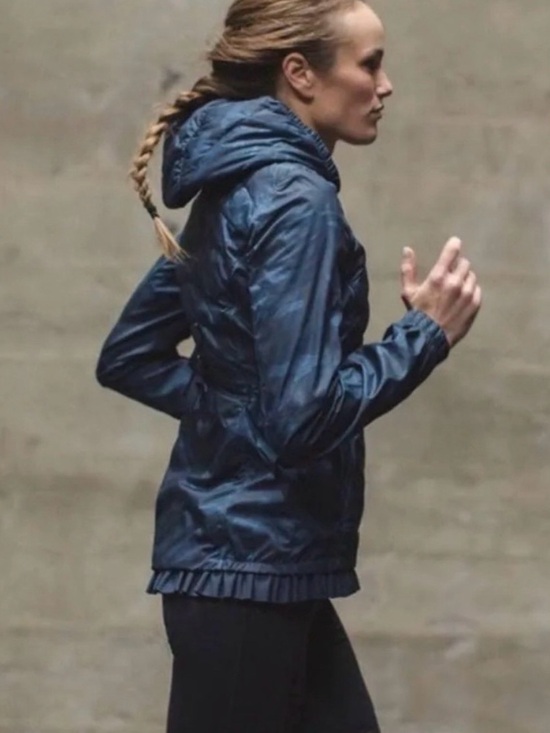 lululemon athletica Jackets & Blazers - lululemon athletica Navy Hooded Running Jacket